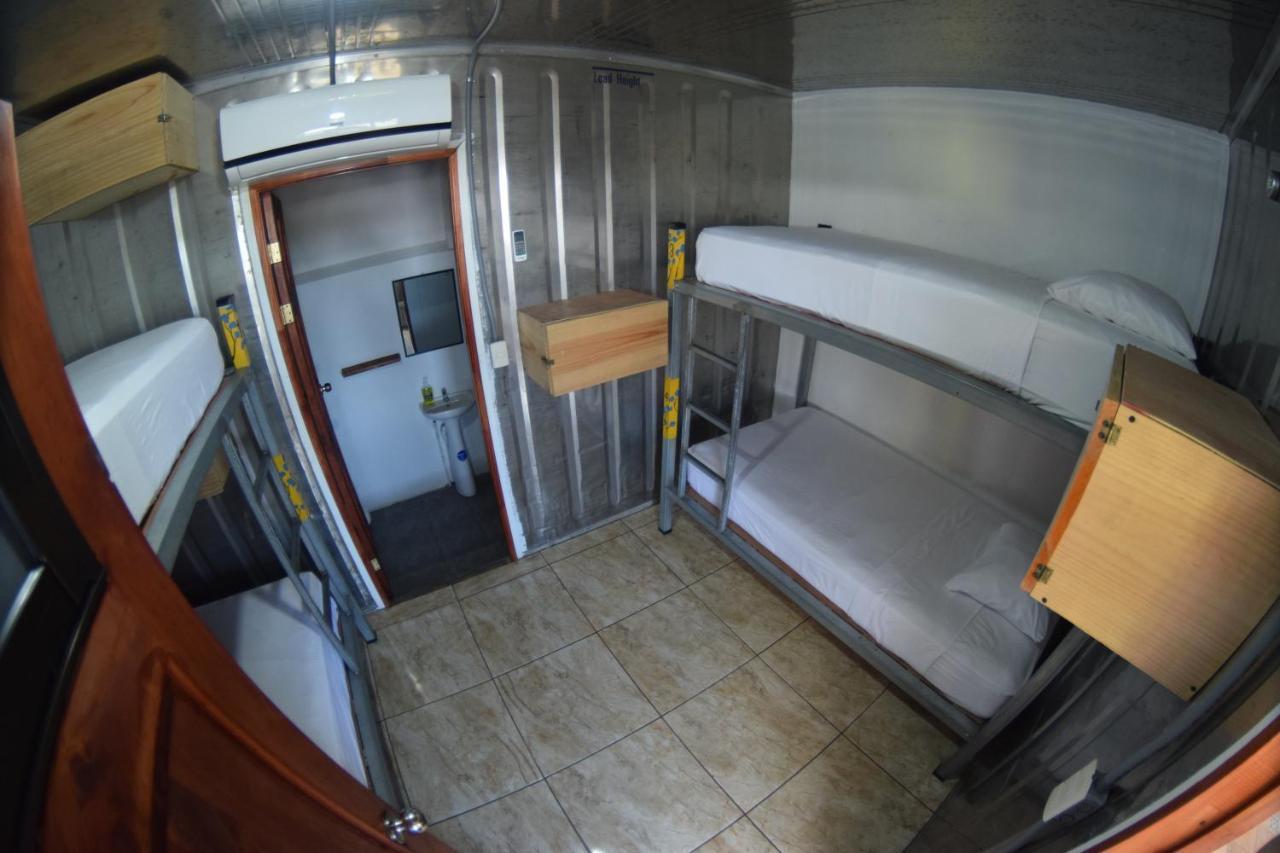 Arenal Container Hostel La Fortuna Eksteriør billede