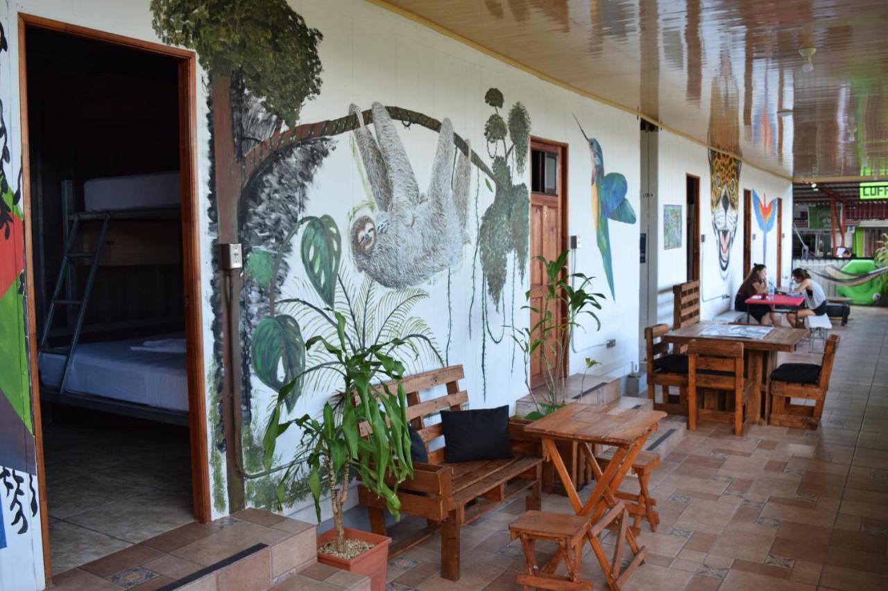 Arenal Container Hostel La Fortuna Eksteriør billede