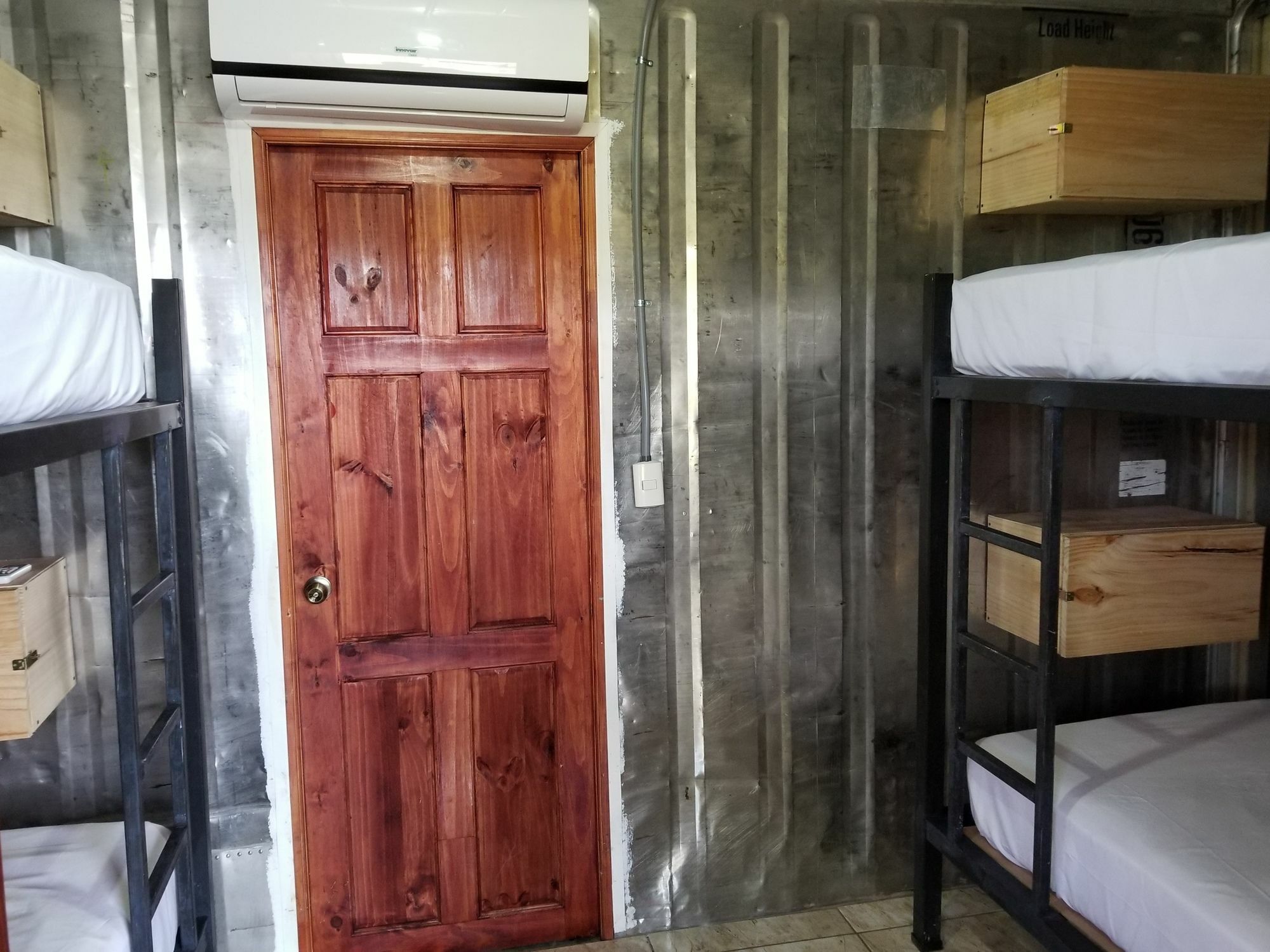 Arenal Container Hostel La Fortuna Eksteriør billede