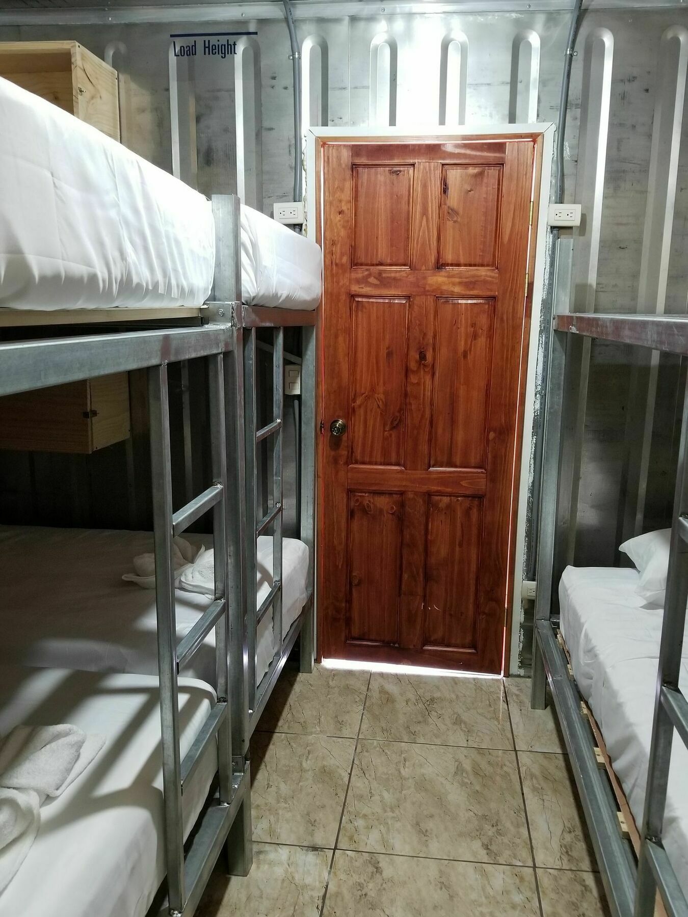 Arenal Container Hostel La Fortuna Eksteriør billede