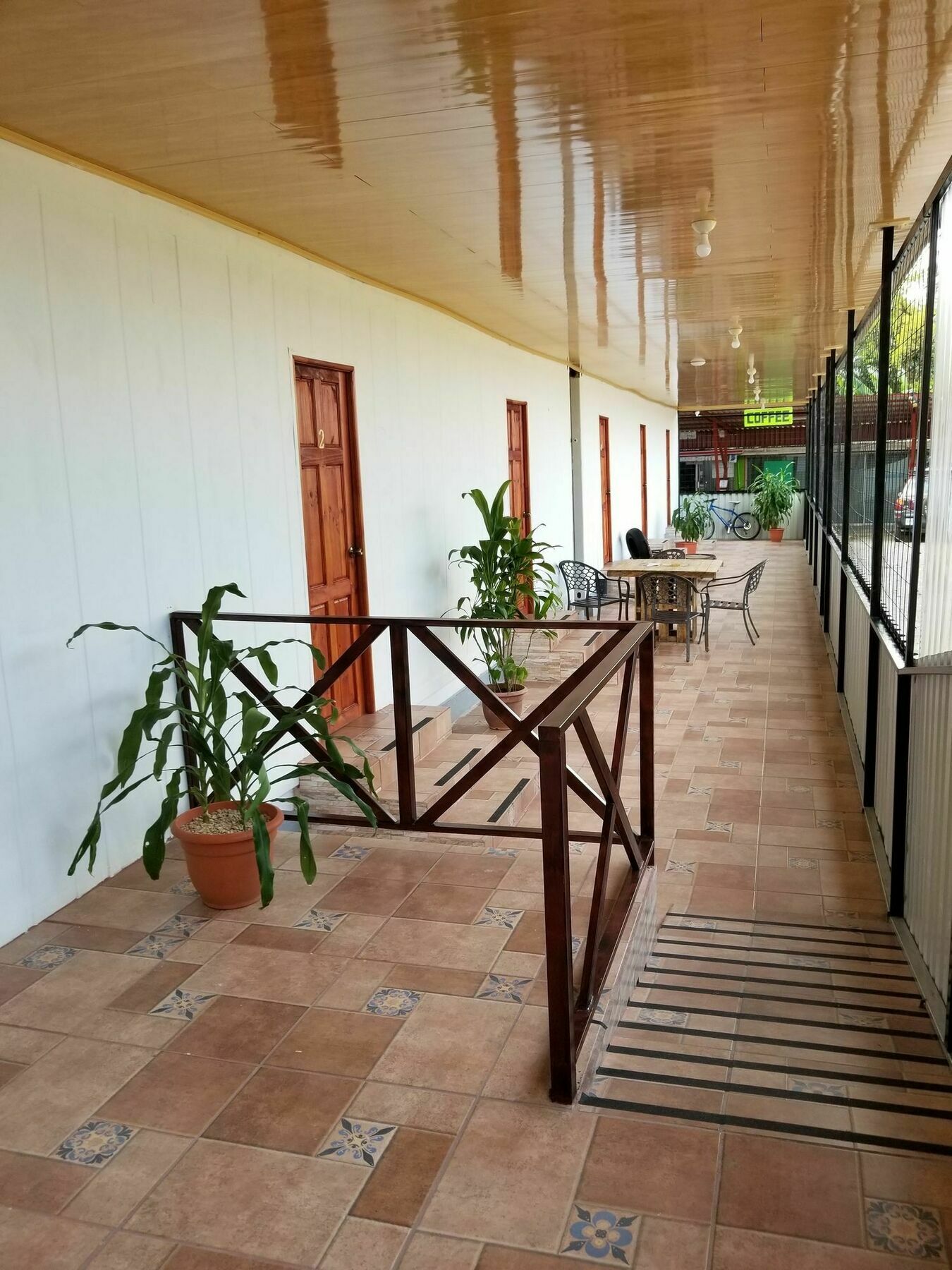Arenal Container Hostel La Fortuna Eksteriør billede